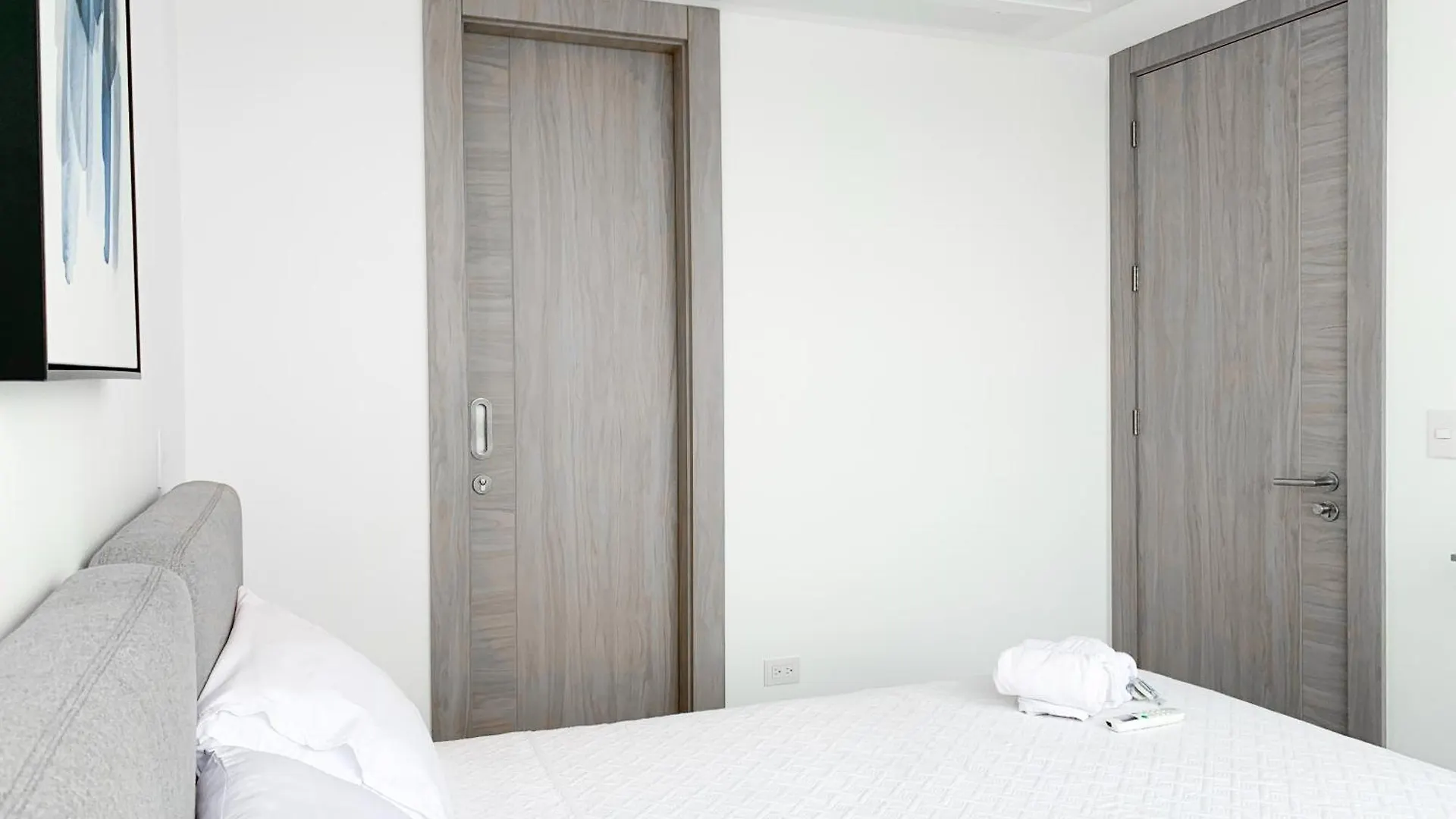Suite De Estreno 3 Ambientes En Torre Millenium Guayaquil