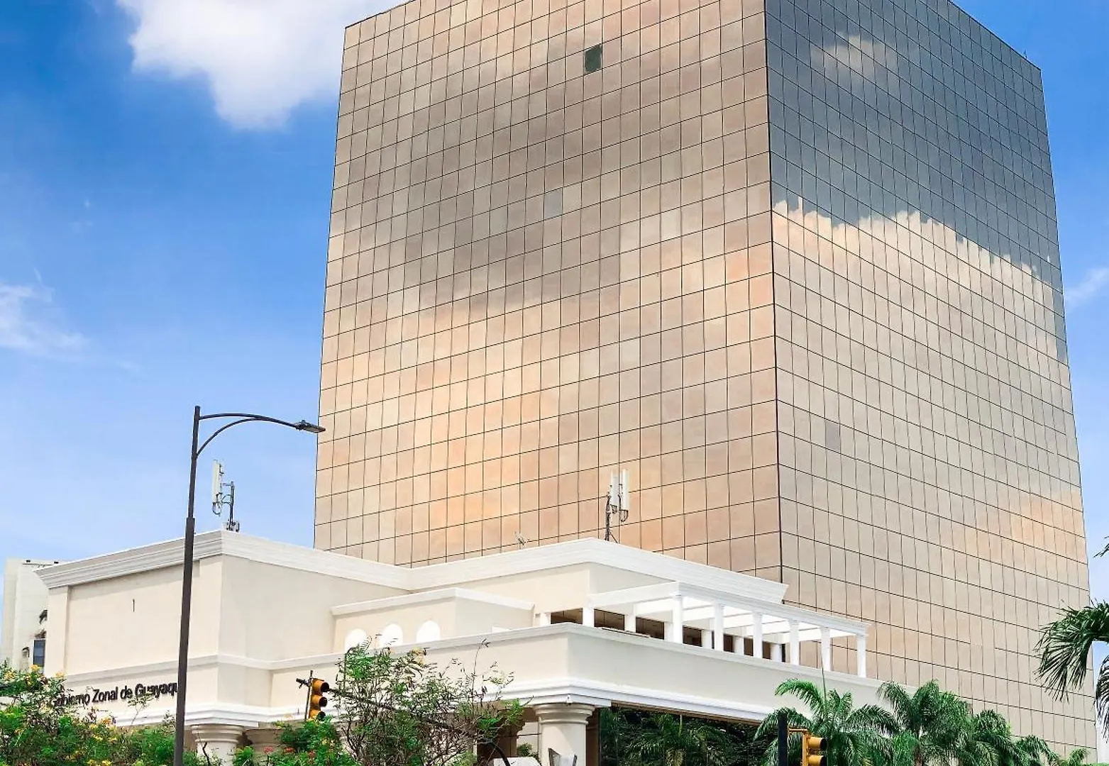 Suite De Estreno 3 Ambientes En Torre Millenium Guayaquil 0*,