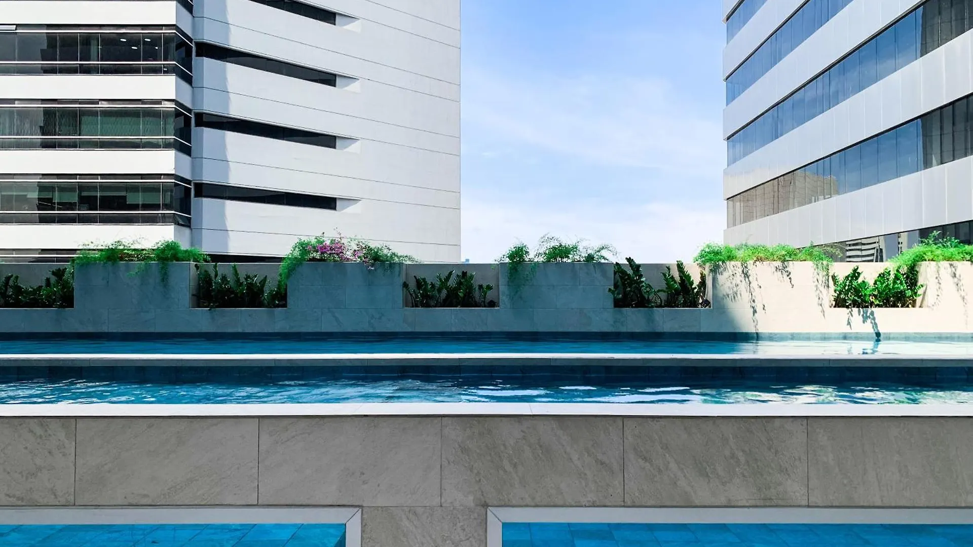 Suite De Estreno 3 Ambientes En Torre Millenium Guayaquil Ecuador