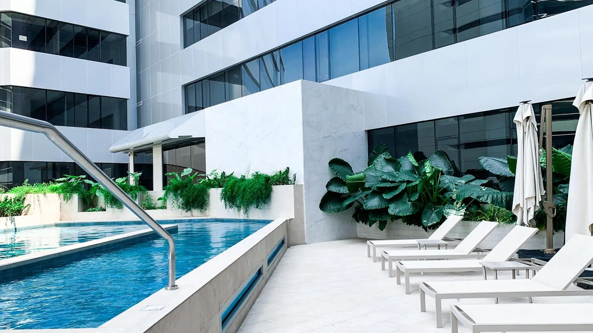 Suite De Estreno 3 Ambientes En Torre Millenium Guayaquil 0*,  Ecuador
