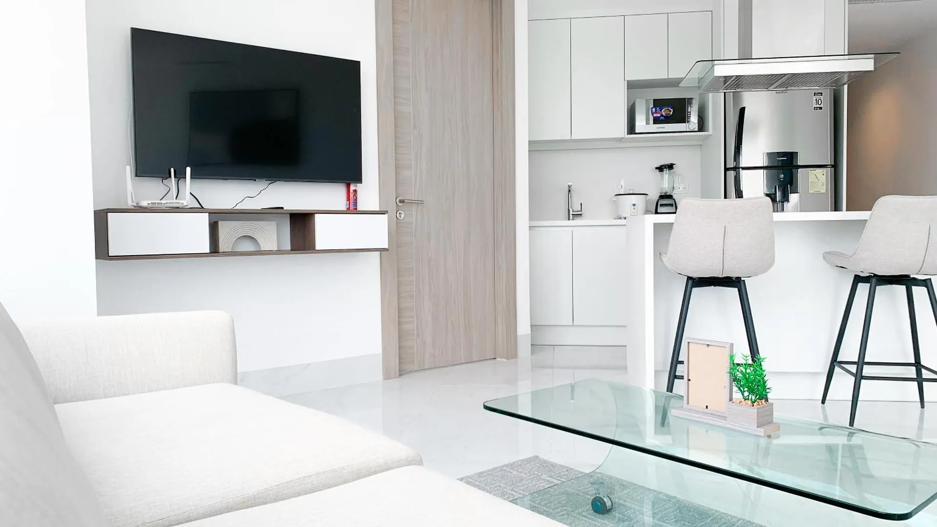 Suite De Estreno 3 Ambientes En Torre Millenium Guayaquil