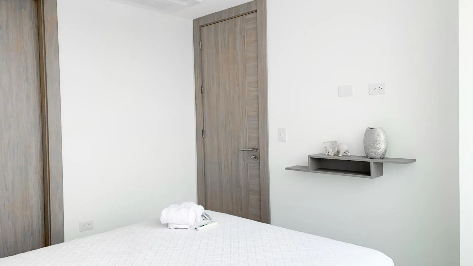 Apartment Suite De Estreno 3 Ambientes En Torre Millenium Guayaquil